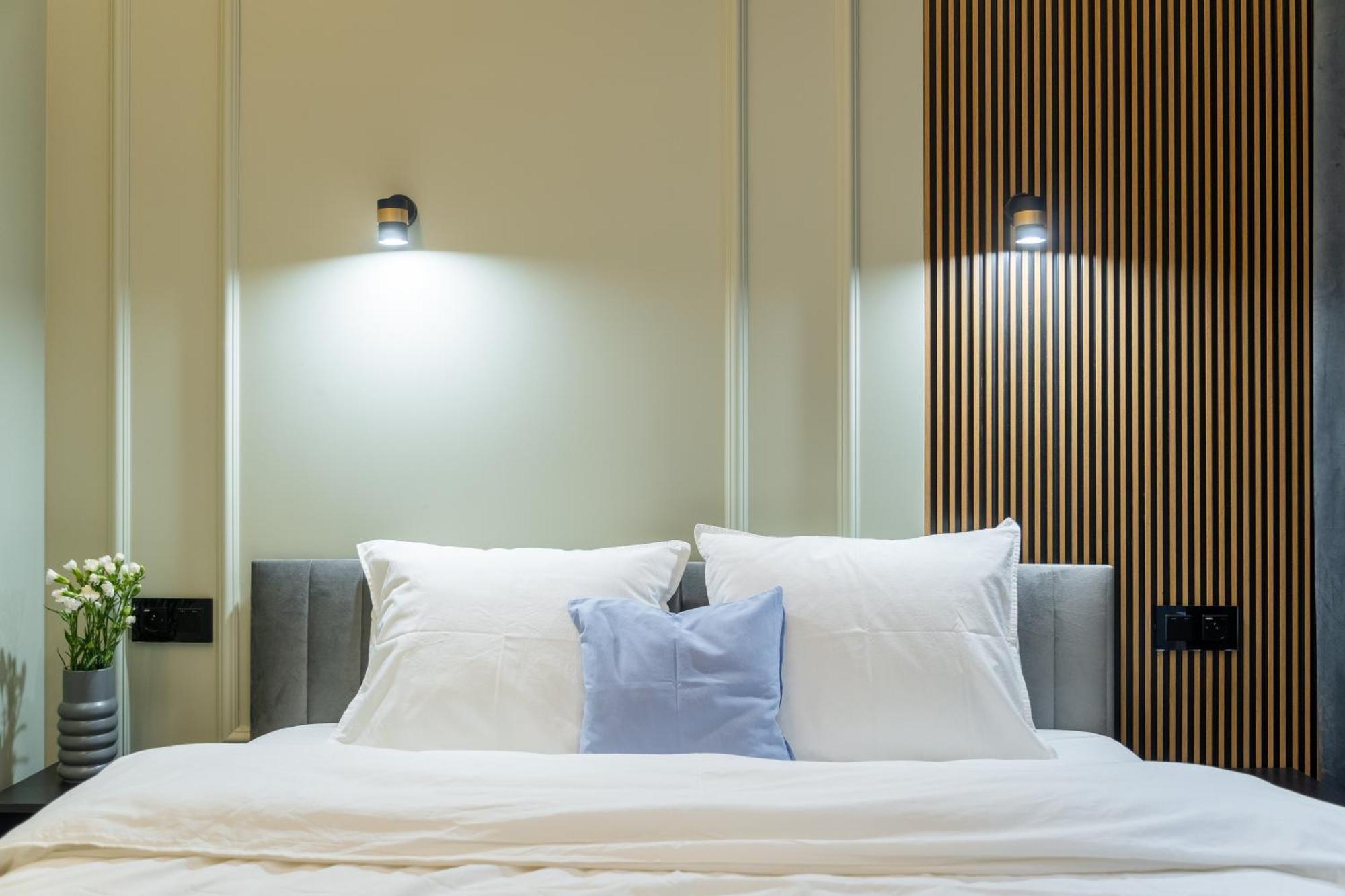 Charm & Comfort Renovated Gem In Old Town Sarego Apt B Krakow Luaran gambar
